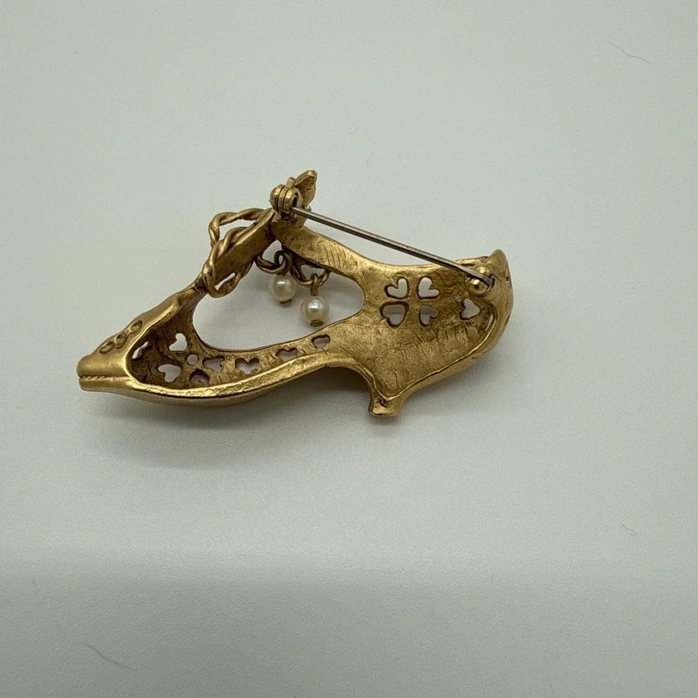 Vintage Shoe‎ Shaped Dancer Heart Faux Pearl Ball Goldtone Pin Brooch